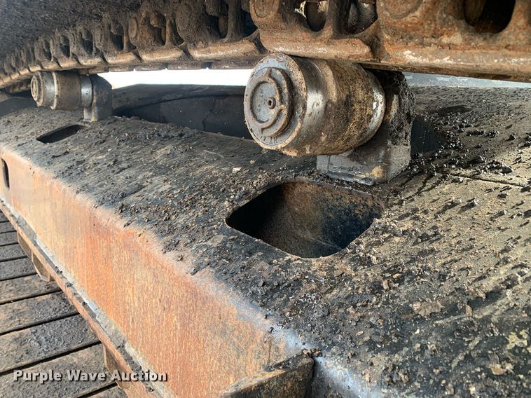 image for item DM7749 2018 John Deere 250G LC excavator