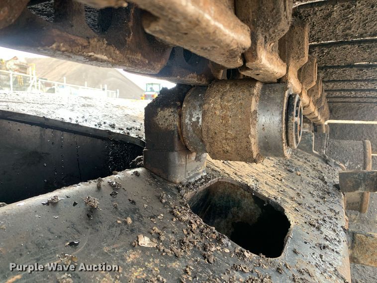 image for item DM7749 2018 John Deere 250G LC excavator