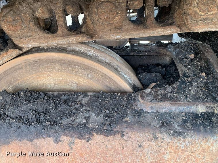 image for item DM7749 2018 John Deere 250G LC excavator