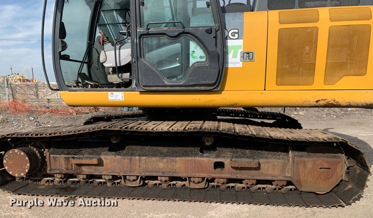 image for item DM7749 2018 John Deere 250G LC excavator
