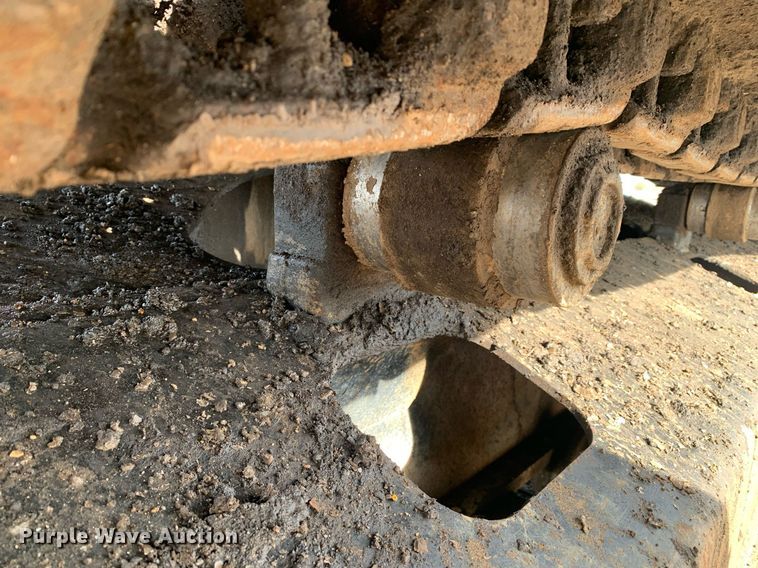 image for item DM7749 2018 John Deere 250G LC excavator