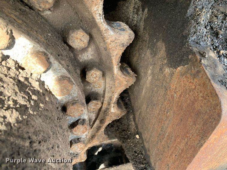 image for item DM7749 2018 John Deere 250G LC excavator