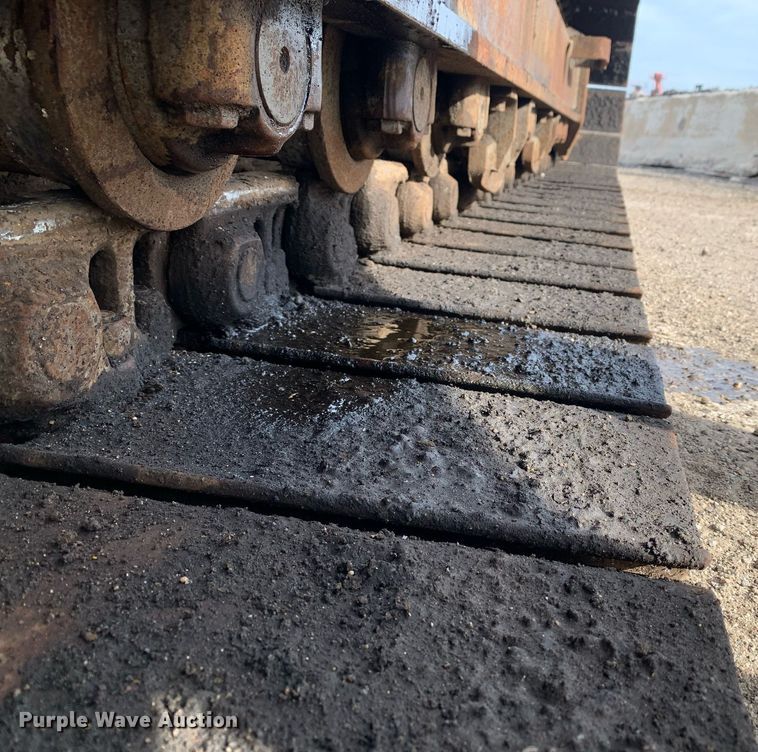 image for item DM7749 2018 John Deere 250G LC excavator