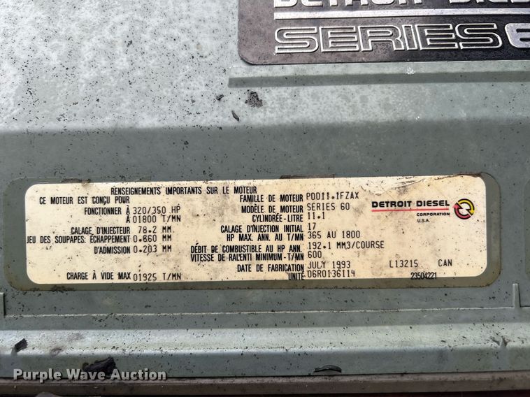 image for item DN0670 1994 International  9400 dump truck