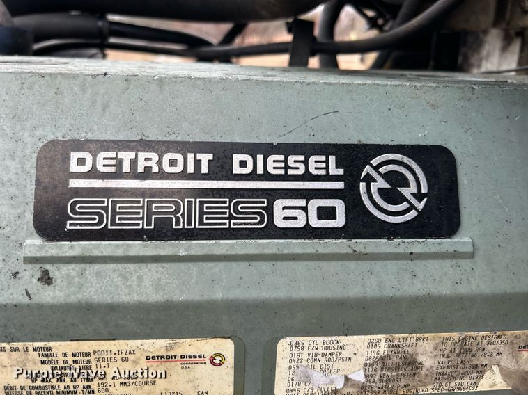 image for item DN0670 1994 International  9400 dump truck