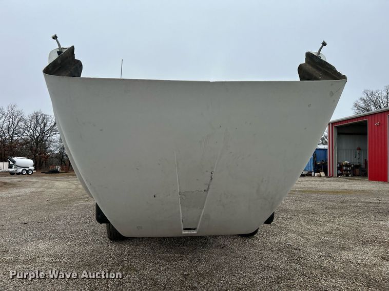 image for item DN0670 1994 International  9400 dump truck