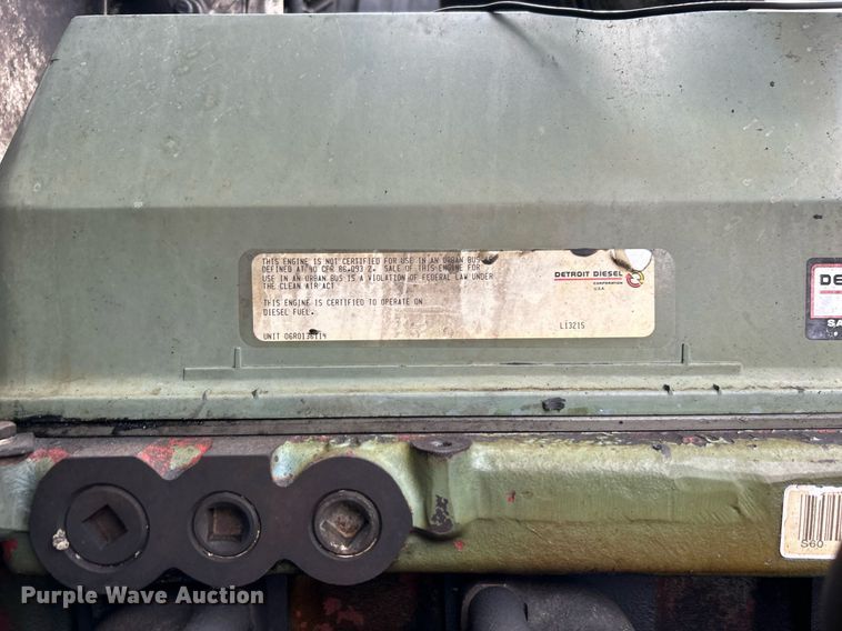 image for item DN0670 1994 International  9400 dump truck