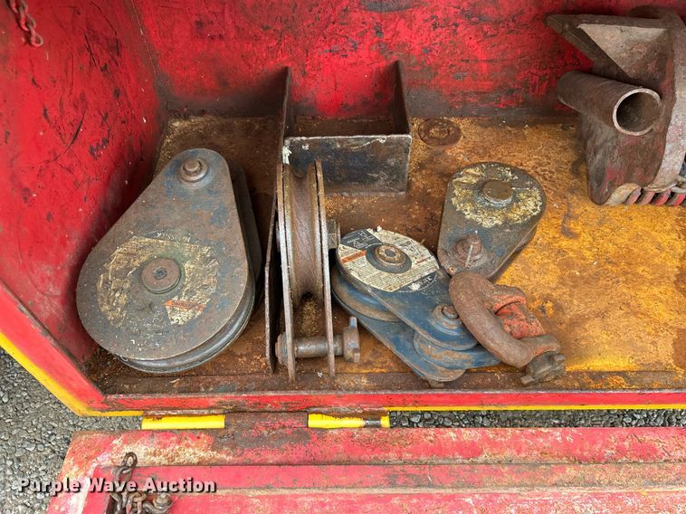 image for item DN0671 2004 Mack CX613 laydown truck