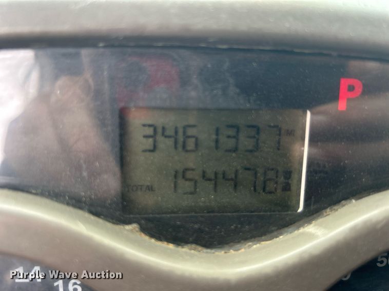 image for item DN0671 2004 Mack CX613 laydown truck