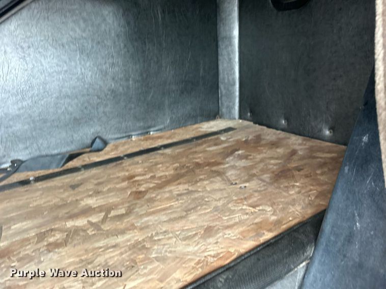 image for item DN0671 2004 Mack CX613 laydown truck