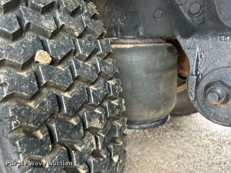 image for item DN0671 2004 Mack CX613 laydown truck