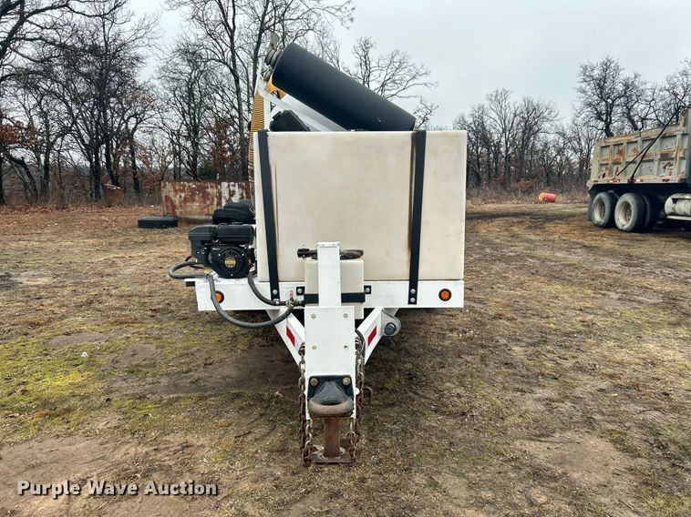 image for item DN0673 2014 Pacific Trek PV800 vacuum excavator