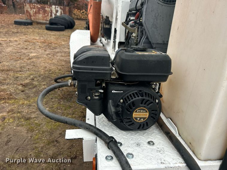 image for item DN0673 2014 Pacific Trek PV800 vacuum excavator