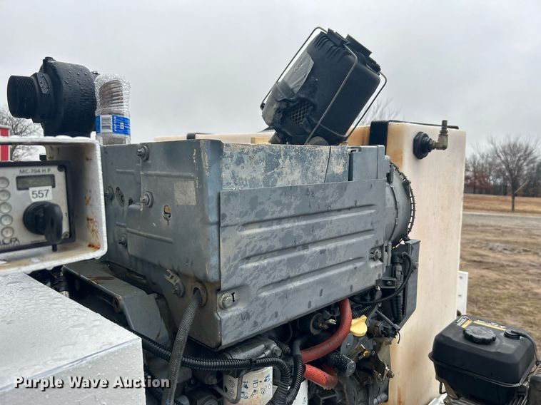 image for item DN0673 2014 Pacific Trek PV800 vacuum excavator