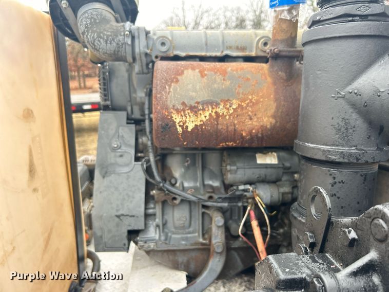 image for item DN0673 2014 Pacific Trek PV800 vacuum excavator