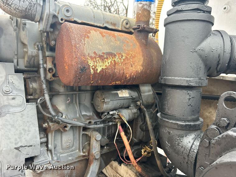 image for item DN0673 2014 Pacific Trek PV800 vacuum excavator