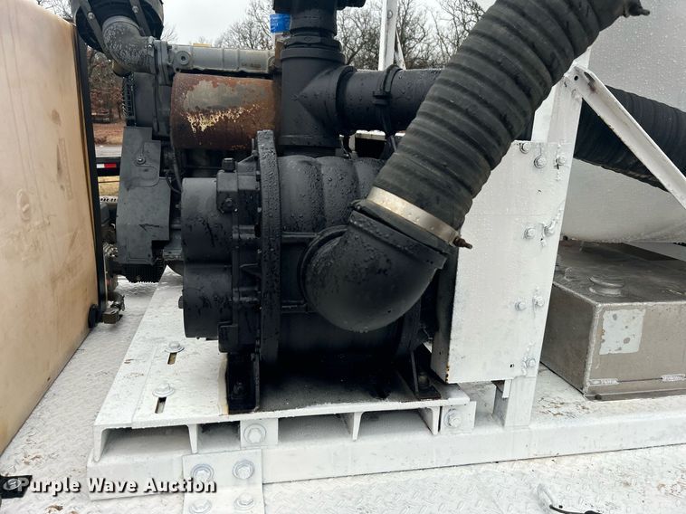 image for item DN0673 2014 Pacific Trek PV800 vacuum excavator