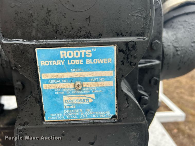 image for item DN0673 2014 Pacific Trek PV800 vacuum excavator