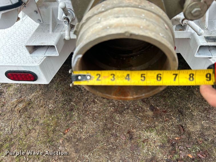 image for item DN0673 2014 Pacific Trek PV800 vacuum excavator