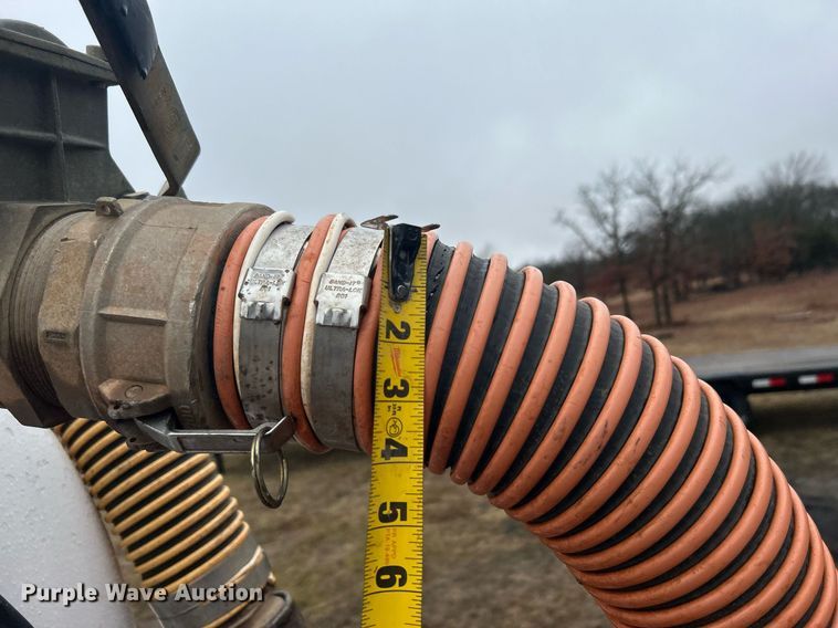 image for item DN0673 2014 Pacific Trek PV800 vacuum excavator