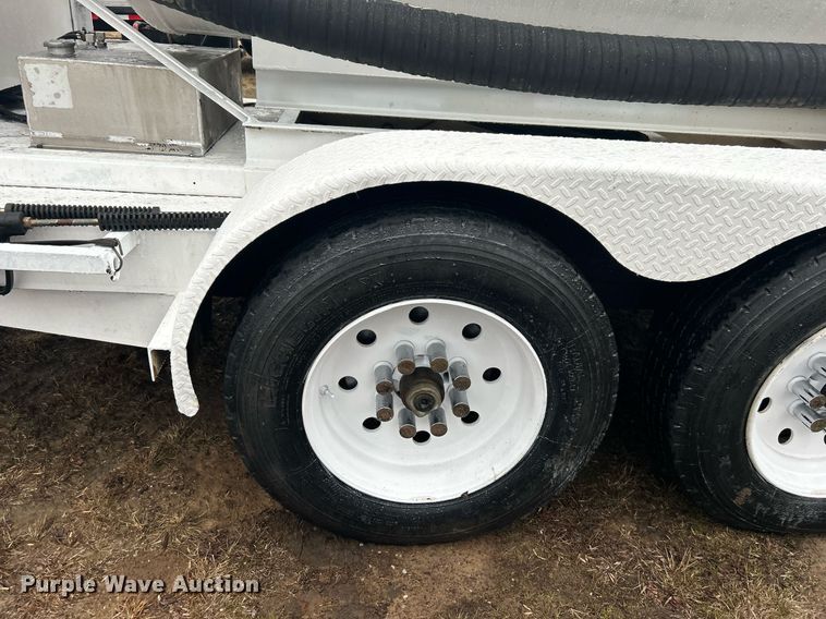 image for item DN0673 2014 Pacific Trek PV800 vacuum excavator