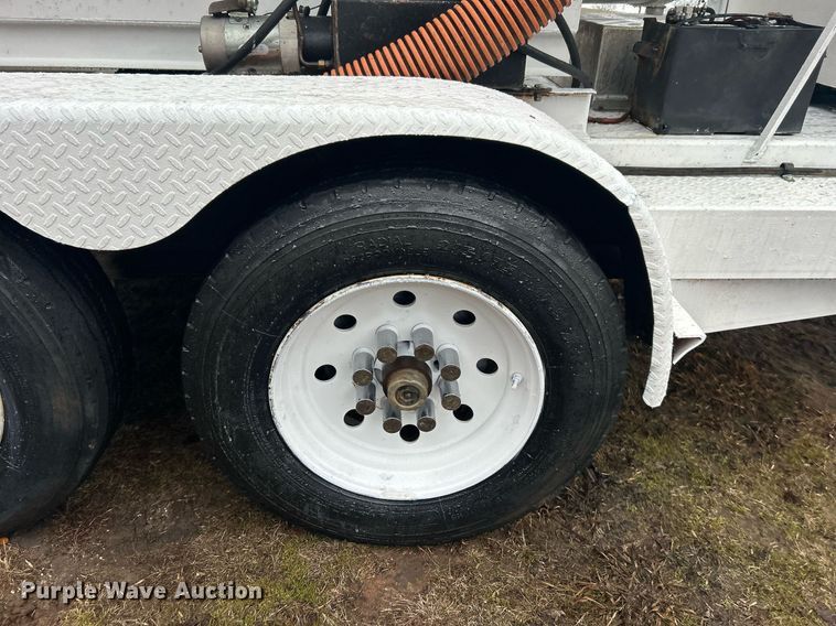 image for item DN0673 2014 Pacific Trek PV800 vacuum excavator