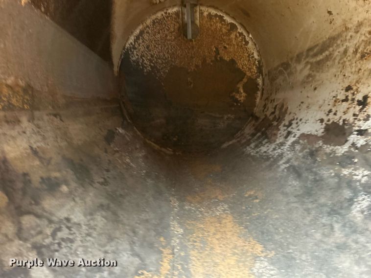 image for item DN0673 2014 Pacific Trek PV800 vacuum excavator