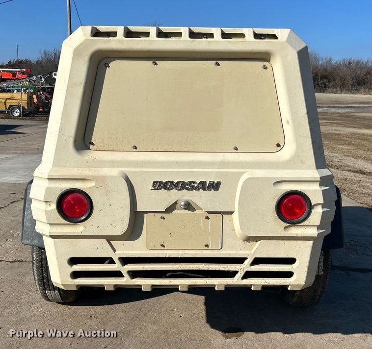 image for item DN0681 2016 Doosan P185WDO air compressor