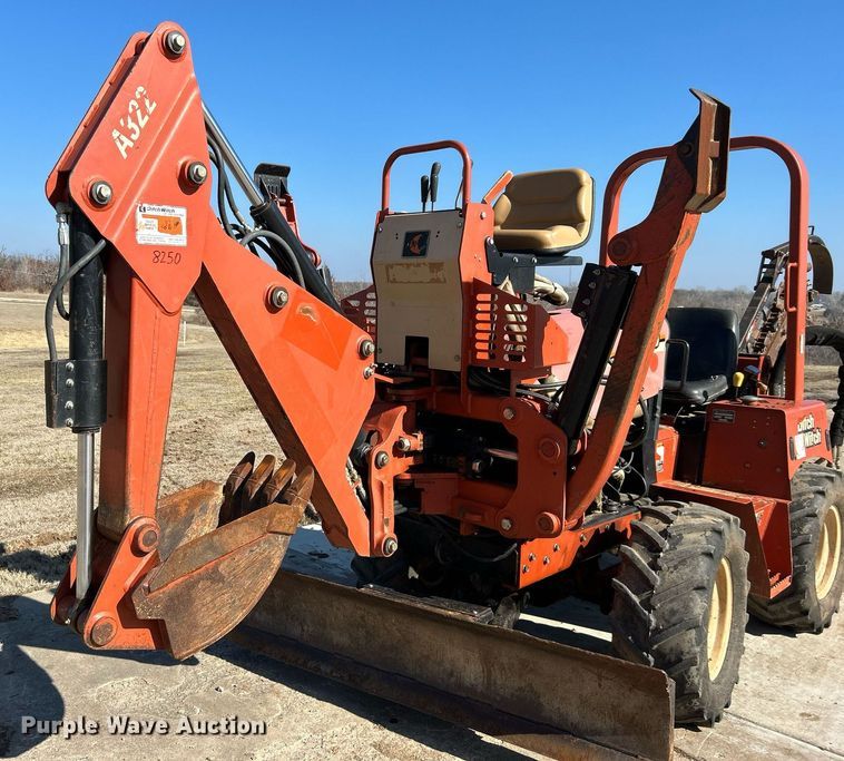 image for item DN0682 2006 Ditch Witch  RT40 trencher
