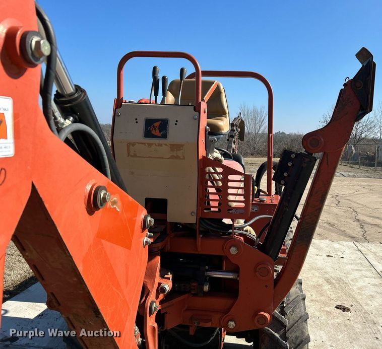 image for item DN0682 2006 Ditch Witch  RT40 trencher
