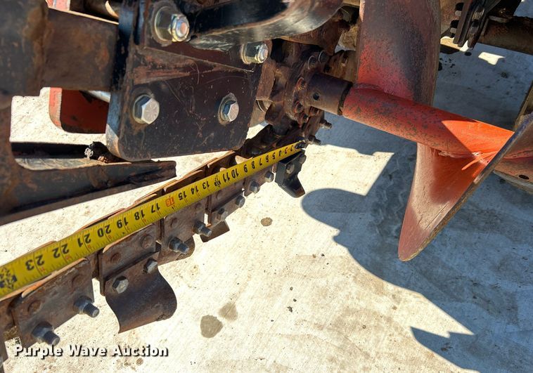 image for item DN0682 2006 Ditch Witch  RT40 trencher