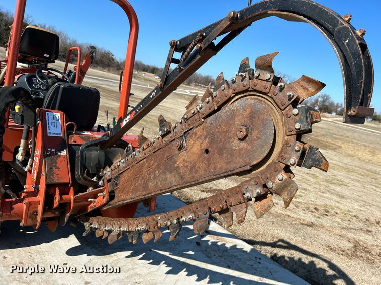 image for item DN0682 2006 Ditch Witch  RT40 trencher