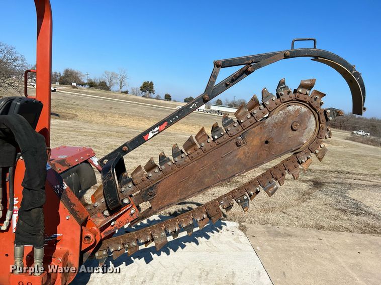 image for item DN0682 2006 Ditch Witch  RT40 trencher