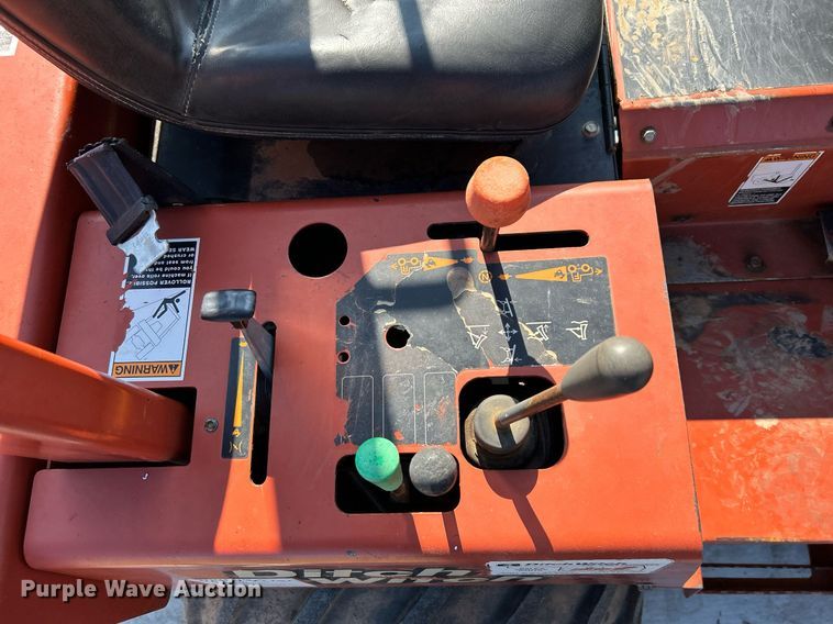 image for item DN0682 2006 Ditch Witch  RT40 trencher