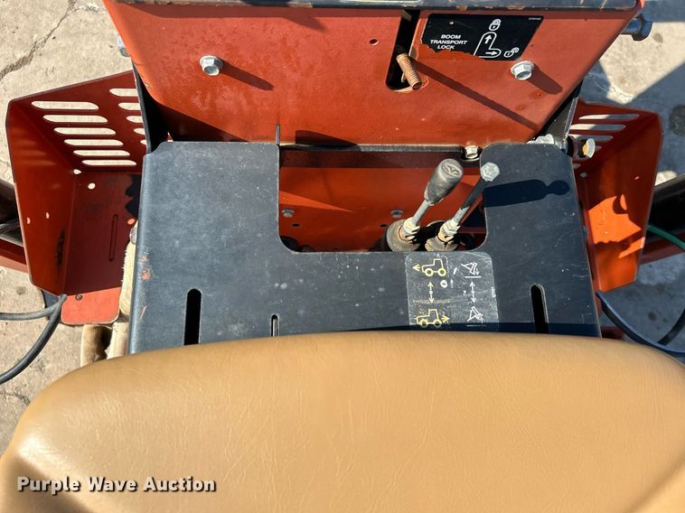 image for item DN0682 2006 Ditch Witch  RT40 trencher