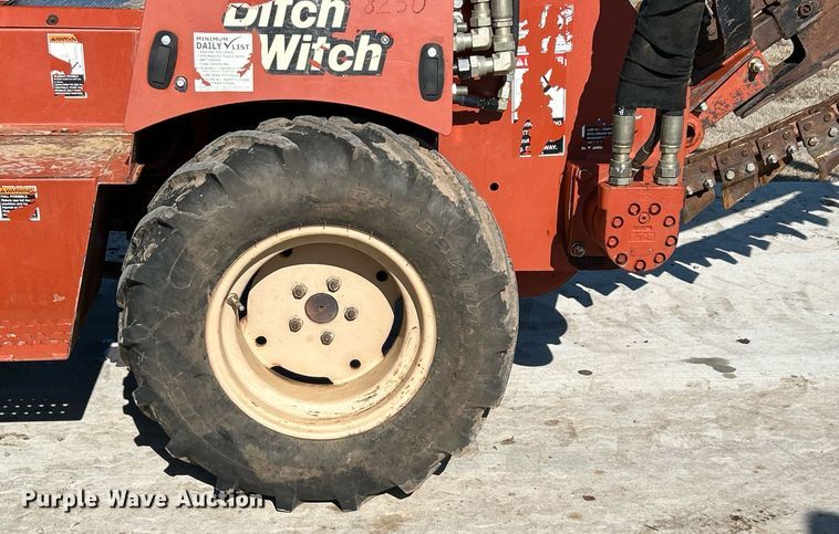 image for item DN0682 2006 Ditch Witch  RT40 trencher