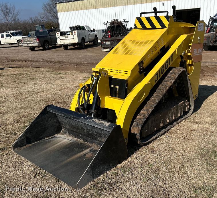 image for item DN0687 2023 Diggit  SCL850 compact utility loader