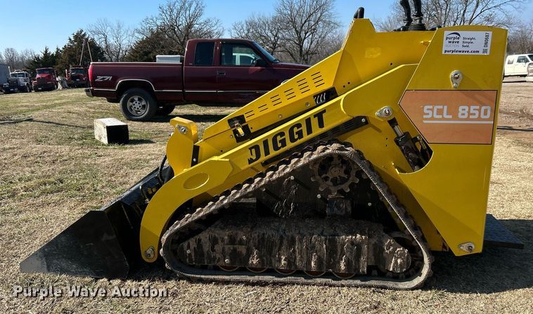 image for item DN0687 2023 Diggit  SCL850 compact utility loader