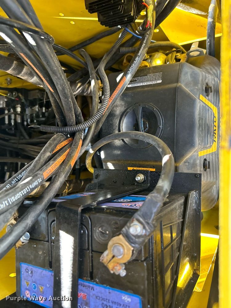 image for item DN0687 2023 Diggit  SCL850 compact utility loader