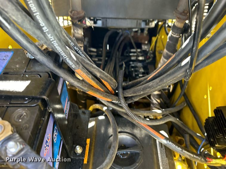 image for item DN0687 2023 Diggit  SCL850 compact utility loader