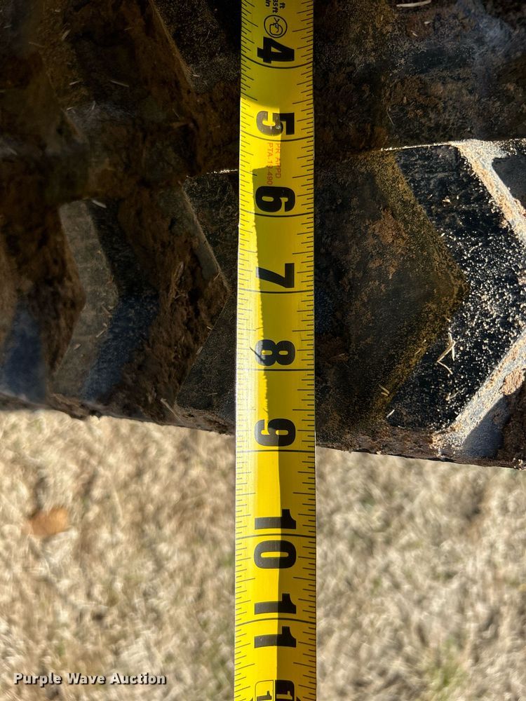 image for item DN0687 2023 Diggit  SCL850 compact utility loader