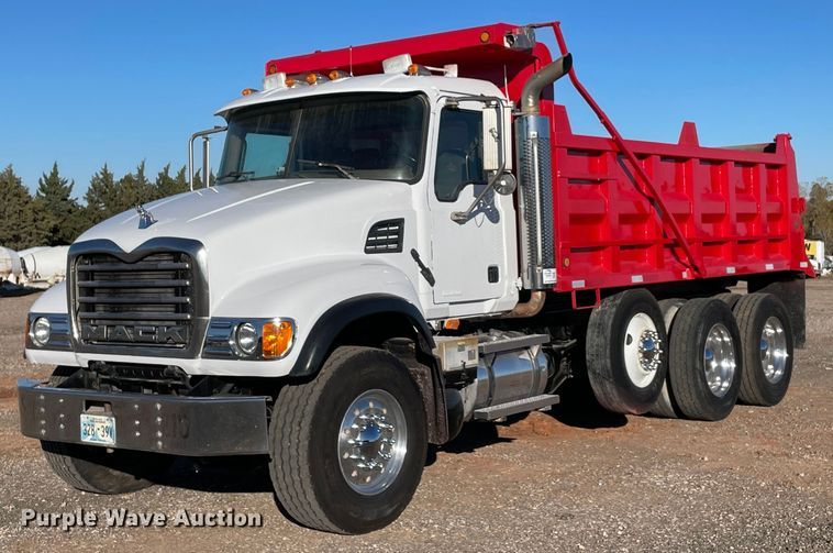 image for item DN3746 2005 Mack Granite CV713 dump truck