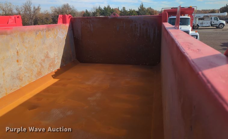 image for item DN3746 2005 Mack Granite CV713 dump truck