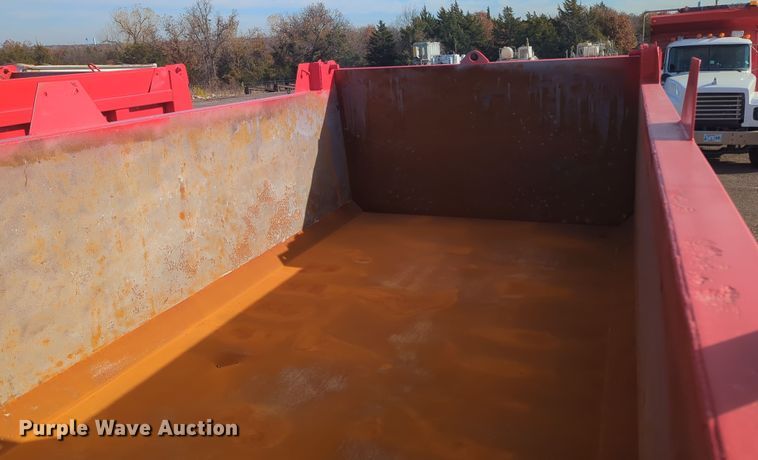 image for item DN3746 2005 Mack Granite CV713 dump truck