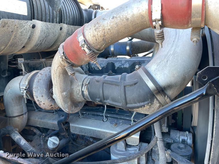 image for item DN3746 2005 Mack Granite CV713 dump truck