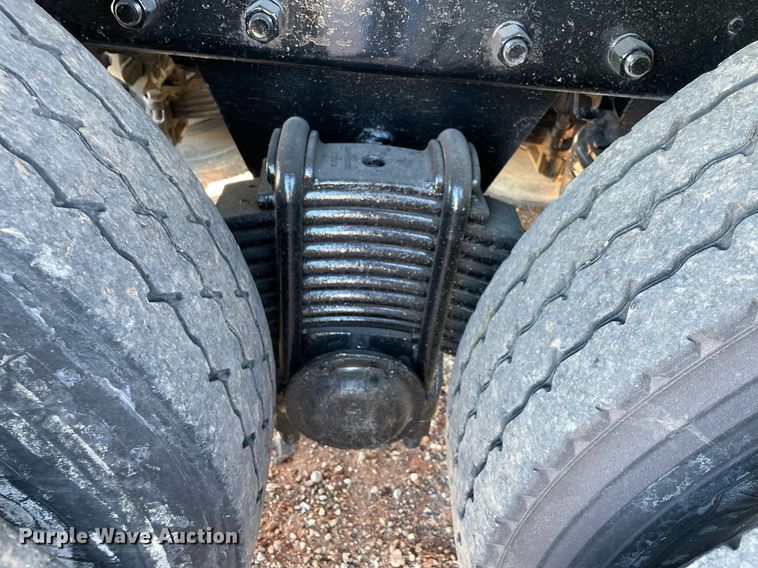 image for item DN3746 2005 Mack Granite CV713 dump truck