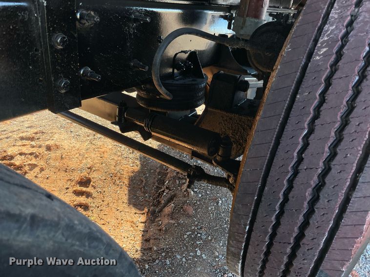 image for item DN3746 2005 Mack Granite CV713 dump truck