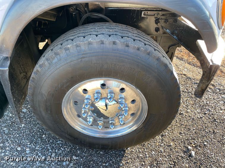 image for item DN3746 2005 Mack Granite CV713 dump truck