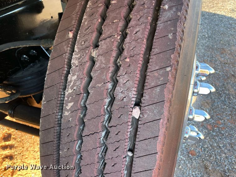 image for item DN3746 2005 Mack Granite CV713 dump truck