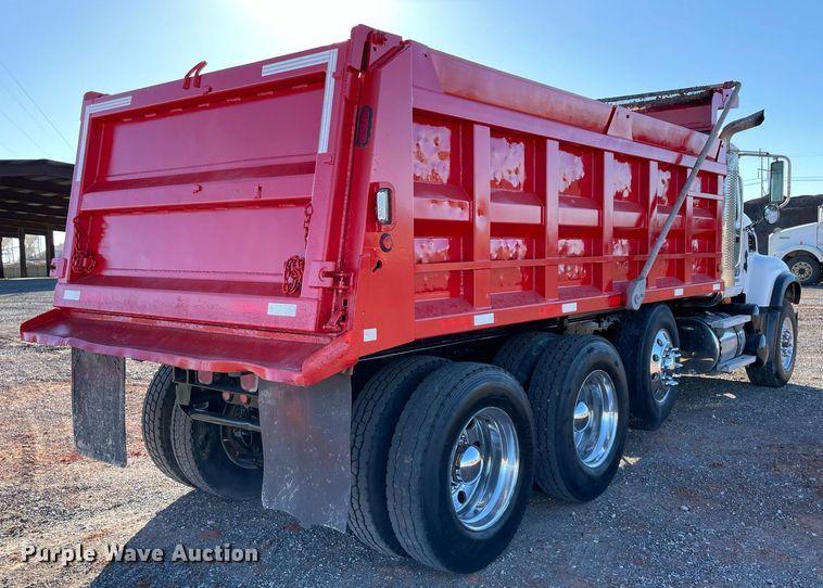 image for item DN3747 2005 Mack Granite CV713 dump truck